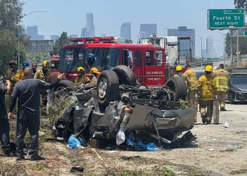 101번 Fwy 서 차량 추락 후 전복 …큰 부상