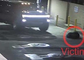 선밸리 주유소 바닥서 노숙 중이던 남성 차로 치고 도주(영상)