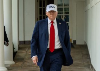 트럼프 “4일부터 관세율 10-70% 통보” … “협상 이제 안한다”