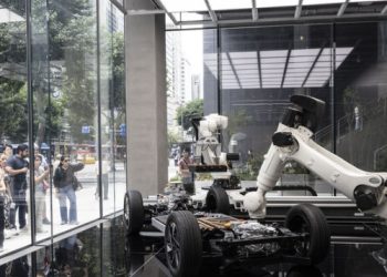 [한국가면] 강남 한복판 미래차 실험실 .. 관광명소됐다