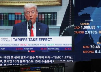 트럼프, 반미 국가에 10% 추가 타격 경고 …”브릭스 편들면 관세 폭탄”