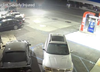 후버길 한밤 중 자전거 남성 친 뺑소니, CCTV에 고스란히(영상)