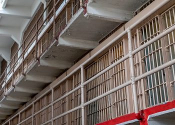 ‘탈출불가 요새’ 샌프란 앨커트래즈 감옥, 이민구치소로  부활?