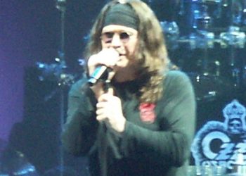 ‘헤비메탈 대부, 블랙 사바스’ 오지 오스본 별세…향년 76세