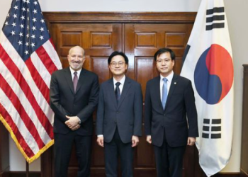 트럼프, 한국에 4000억 달러 대미투자 압박 … 관세협상 불투명