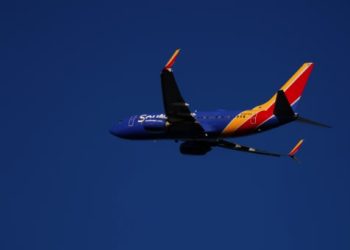 “이게 끝인가 싶었다”… 버뱅크발 사우스웨스트 급강하 “아수라장”