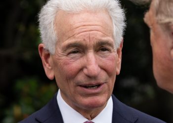 ‘정실 인사의 끝판왕’ 트럼프, 프랑스 대사에 사돈 임명