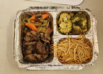 다시 시작된 따뜻한 한 끼, 시니어센터 무료 점심 재개