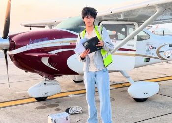 [화제] 7대륙 비행 도전 10대 소년, 남극 무단착륙 구금·기소