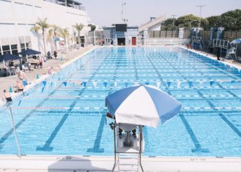 “무례하고 몰상식해”… 프랑스인 수영장 출입금지