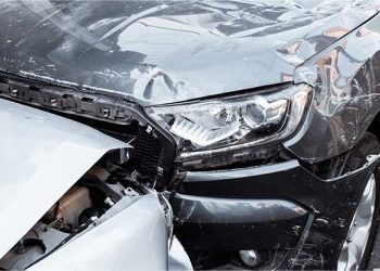 벤추라서 차량 정면 충돌 … 5세 남아·여성 사망