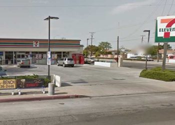 세븐일레븐 말다툼, 결국 손님들끼리 총격전 비화