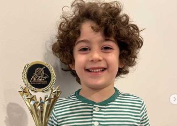 5살 LA 피아노 신동 ‘알렉 카자두리안’ .. 카네기 무대 선다.