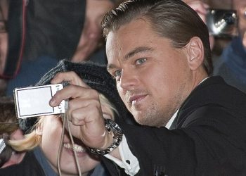 “저 디카프리오입니다” … 경찰에 신분 확인 ‘굴욕’