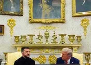 “백악관이 프로레슬러 대기실인가” … 천박해진 인테리어 비난