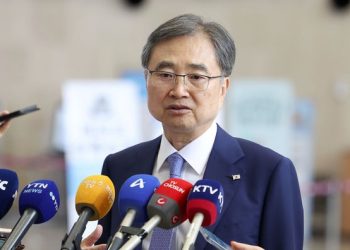 한미정상회담 돌발상황 … 외교장관, 한일회담 거르고 급거 방미