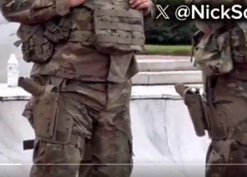 워싱턴DC 배치 주방위군, 총기 휴대하고 순찰 투입