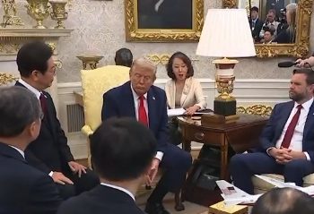 트럼프, ‘주한미군 부지 미 소유권 요구’ 시사 폭탄 발언 …’확장주의’ 마수, 한국에도 뻗나