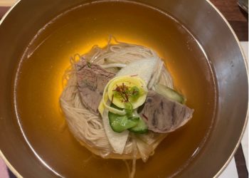 “평양냉면 전성시대” ‘서관면옥’, 한인타운 8가 그랜드 오픈 … 100% 메밀 순면