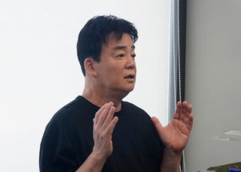 위법 논란에 실적부진 … 백종원 더본코리아 주가 최저가 추락