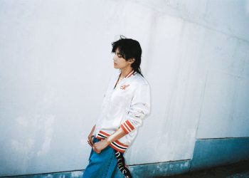 방탄소년단 뷔, 손흥민 앞서 LA다저스 홈경기 시구