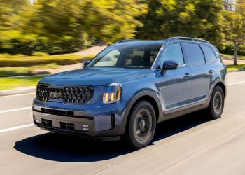 기아, 미국서 ‘텔루라이드’ 20만대 리콜…”도어벨트 이탈 위험”