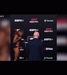 “패드도 무겁다”…UFC 파이터, 몸무게 줄이려 쿨한 선택(영상)