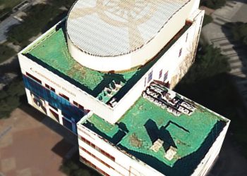 용산에 거대 욱일기, 통일교 건물이었다