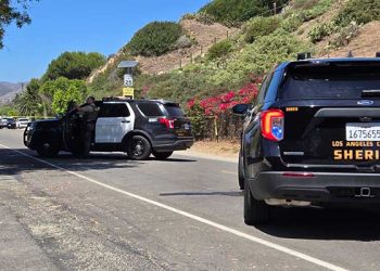 말리부서 난데없이 날아온 화살 피습 … 60대 여성 8시간 대치