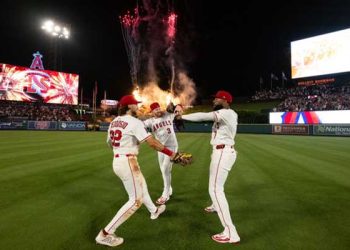[석승환의 MLB] 이번시즌 앤절스에 6 전 전패를 기록한 다저스, 내셔널리그 서부리그 2 위로 추락하다.