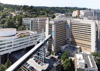 나이키 창업자 부부, 오리건 암연구재단에 20억 달러 기부