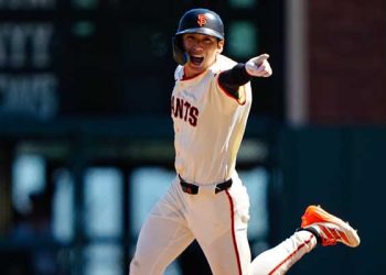 이정후, MLB 진출 후 첫 끝내기 안타…샌프란시스코 5연승