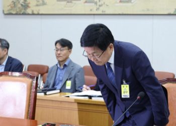 최교진, “조국 옹호, 굉장히 후회한다”