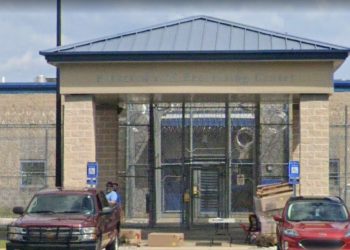 “이민구치소 구금 한국인 300여명 석방교섭 마무리” … 한국, 전세기 보낸다.