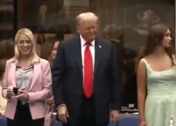 트럼프, “투자 외국 기업 인재 ‘신속입국’ 위해 절차 마련할 것”