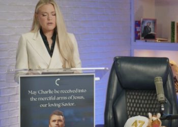 미 우파, 좌파에 ‘전쟁’선포 ..”커크 암살 축하 색출” 캠페인