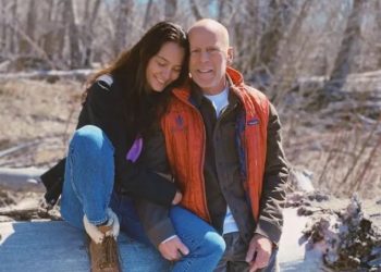 “아이들 아빠 그리워해”…’치매’ 브루스 윌리스 근황