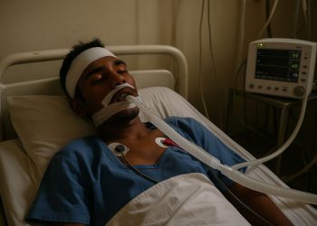 뇌사 청년, 장례식 직전 ‘에취’ …기적의 순간