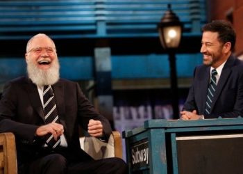 토크쇼 전설 레터맨 “수십 년 대통령들 때렸어도 압박 없어”