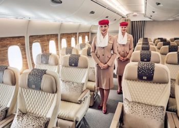 “체중관리 안된 승무원은 해고했다” 폭로 … 비행보다 몸무게 중요