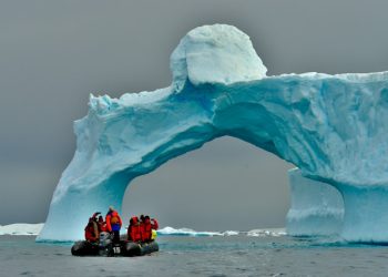남극 캠프에서 벌어진 성폭행 사건 어떻게 됐을까