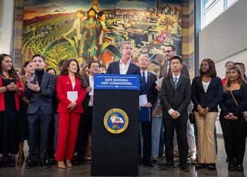 뉴섬, 마리화나 세금 인상 철회…2028년까지 15% 고정