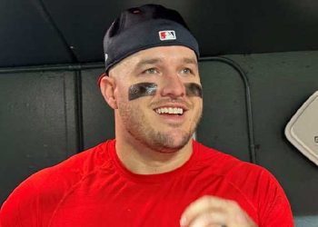 [석승환의 MLB] 트라웃 400 홈런! 드디어 폭발, 485 대형아치를 그리다.