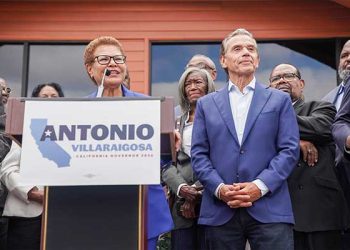 캐런 배스, 차기 캘리포니아 주지사 선거 비야라이고사 지지 선언