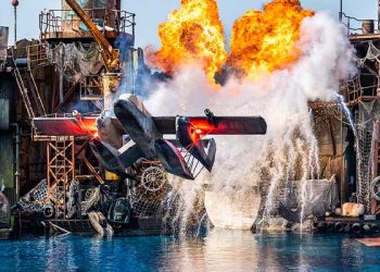 할리웃 유니버설 스튜디오 스턴트쇼 ‘워터월드’ 중단 초읽기