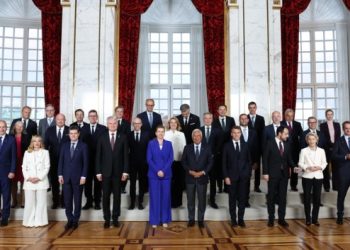 우크라 EU 가입협상 개시 무산 … 프랑스 등  다수 반대