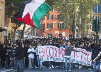 가자 지원 위해 전국 100개 도시 200만 시위대 총파업