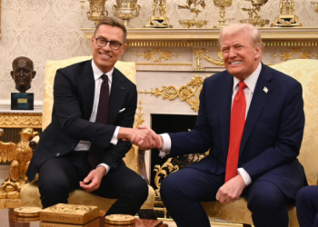 트럼프, 핀란드와 쇄빙선 11척 계약…중러 ‘북극 영향력’ 견제