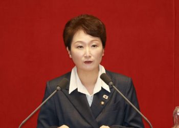 “한국, 캄보디아에 군사적 조치도 고려해야”