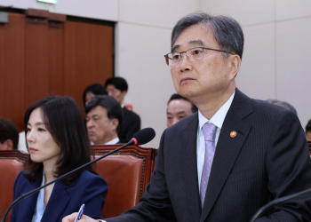 “트럼프 방한해도 APEC 정상회의 불참할 듯”